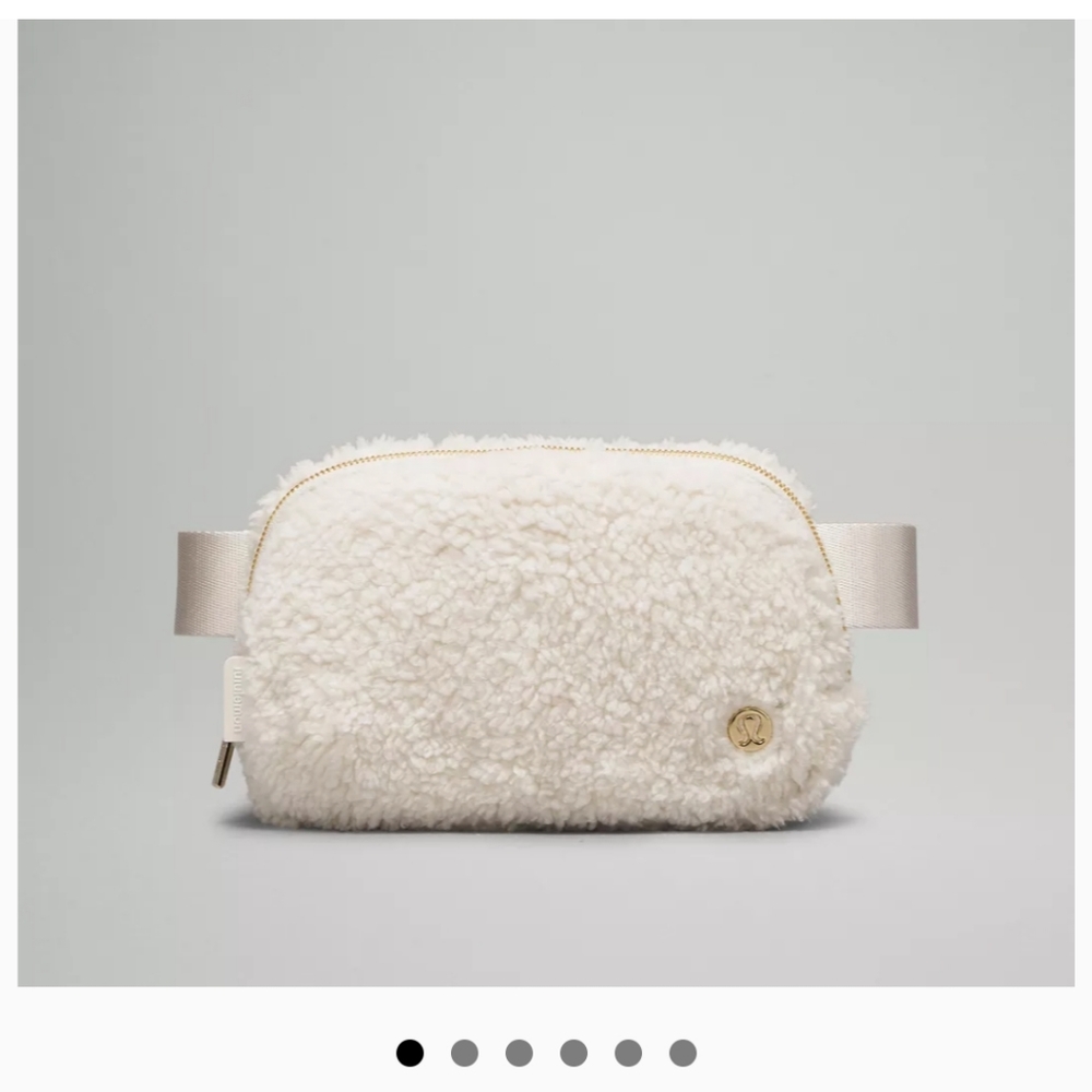 (NWT)Lululemon Everywhere  Bag*Fleece